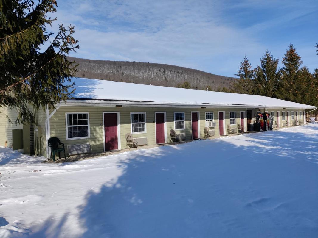 Coach Stop Motel Wellsboro Extérieur photo