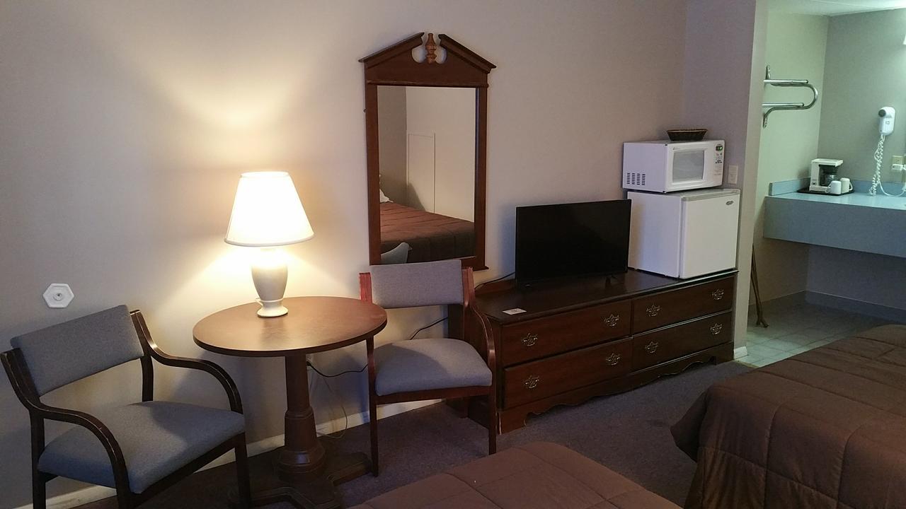 Coach Stop Motel Wellsboro Extérieur photo
